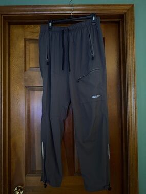 Women’s Dark Gray Performance Hiking Pants